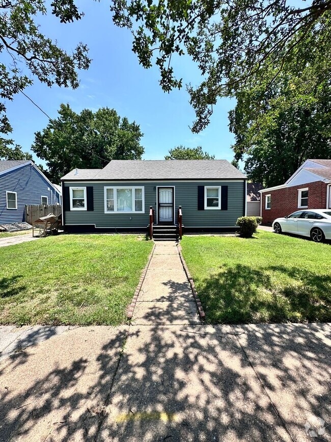 Building Photo - Coronado-Norfolk 3 Bedroom House