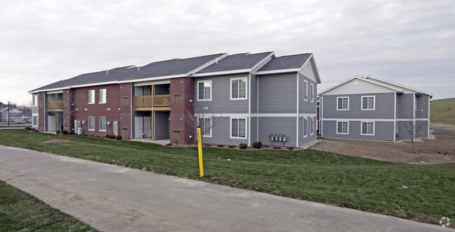 Regency West Apartments - Regency Apartments