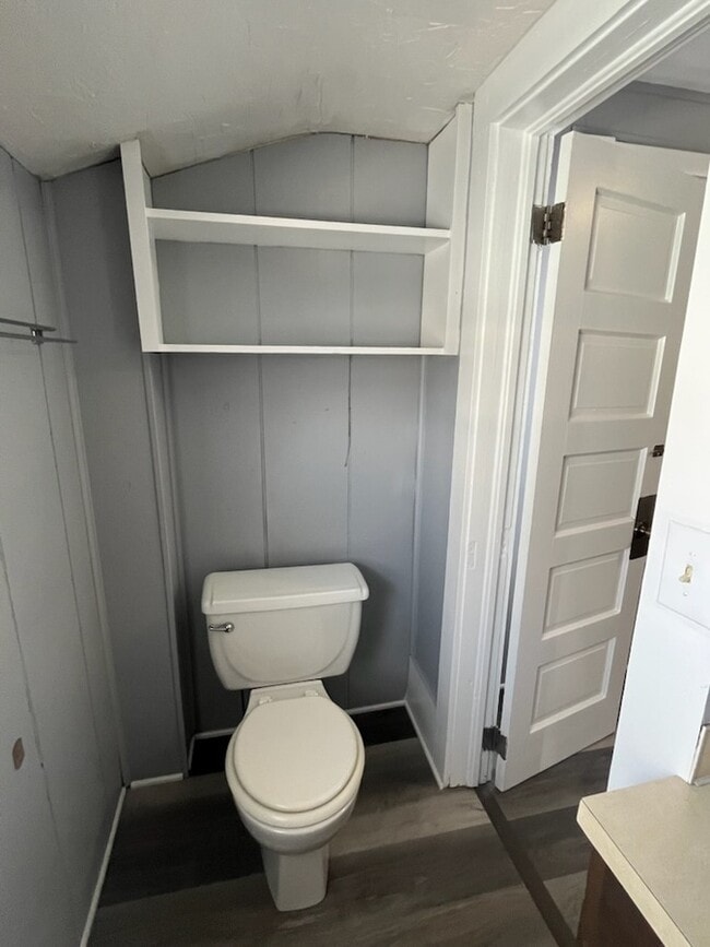 Photo - 333 W Washington Ave Unit 1/2