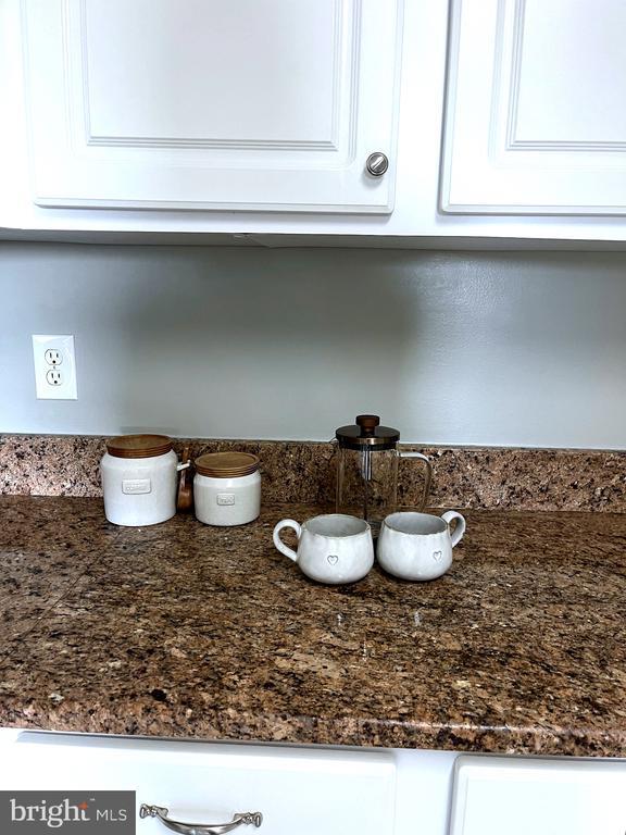 Photo - 3713 S George Mason Dr Unit 901