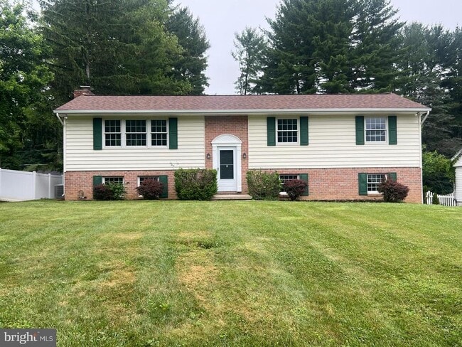 Photo - 2821 Southview Rd House