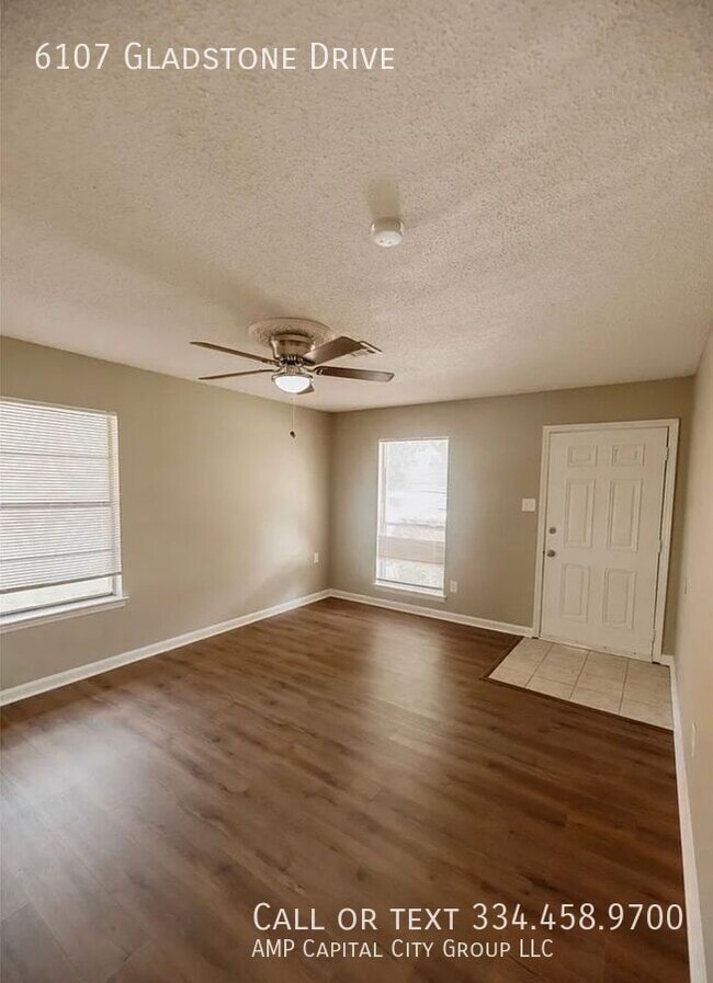 Photo - 6107 Gladstone Dr