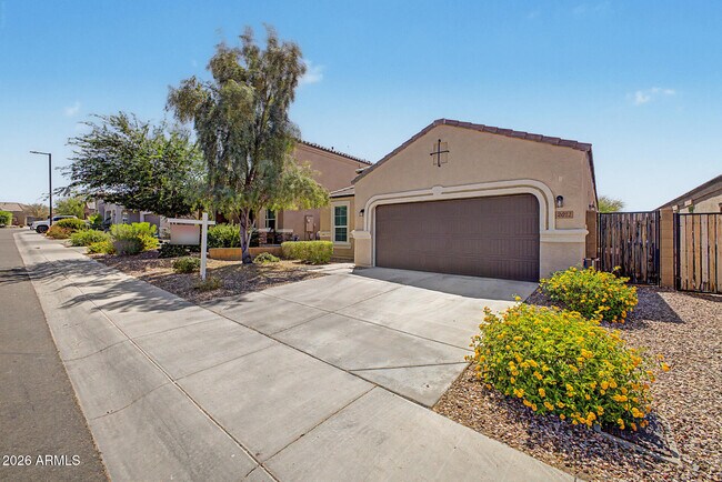 Photo - 2011 W Yellowbird Ln