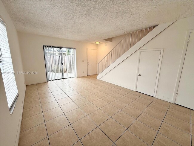 Photo - 2410 NW 52nd Ave