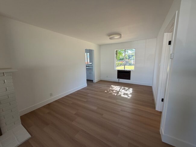 315 Hamilton Dr