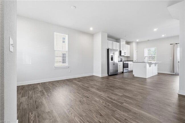 Photo - 266 Foxglove Dr