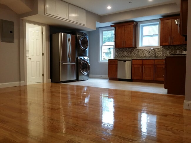 Photo - 43 Parkton Rd Unit 1