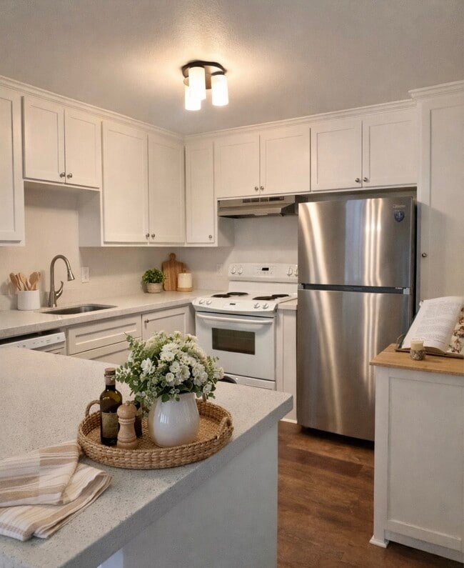 Building Photo - 909 Silber Rd Unit 51H