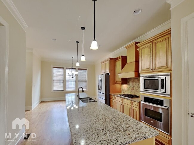 Photo - 3020 Eltham Pl