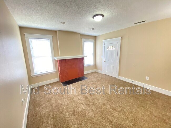 Photo - 884 N Belvedere Blvd