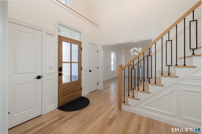 Photo - 112 Stallion Dr