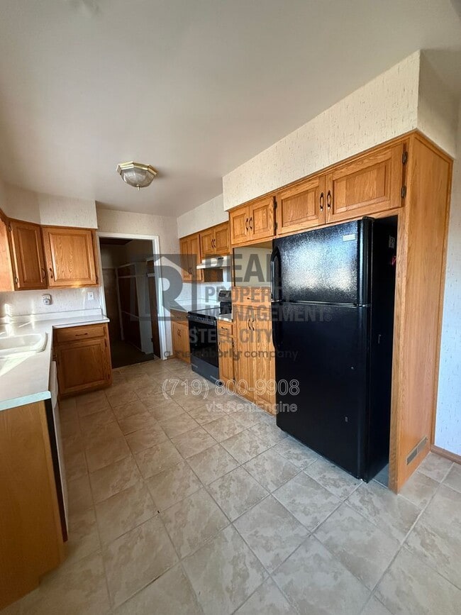 Photo - 1813 Iroquois Rd