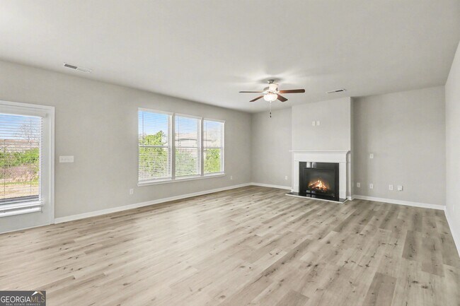 Photo - 100 McGinnis Cir