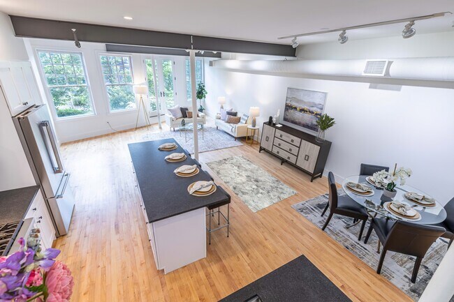 Photo - 58 Regent St Condo Unit 1