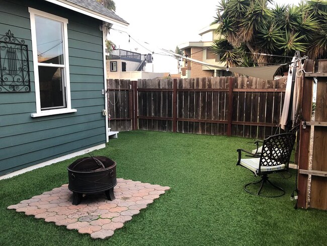 Photo - 215 Evergreen Ave