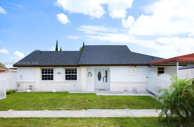 Building Photo - 12440 SW 207th Terrace
