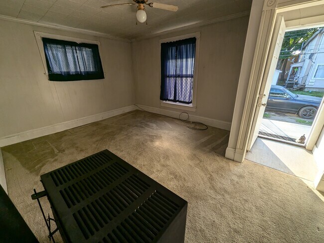 Living Room - 18 Charlotte Ave Townhome