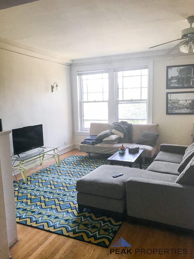 Photo - 1125 Davis St./ 1603-11 Ridge Ave.