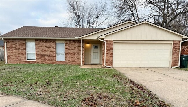 Photo - 2109 Meridian Dr