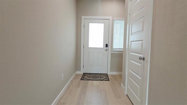 Photo - 913 London Town Ln