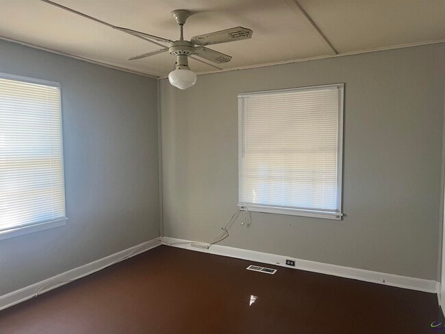 Photo - 105 Diggs Blvd