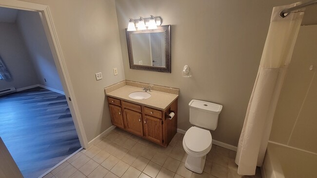 Photo - 615 Hilltop Terrace