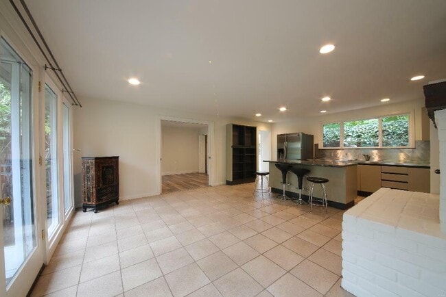 Photo - 122 Baltimore Ave