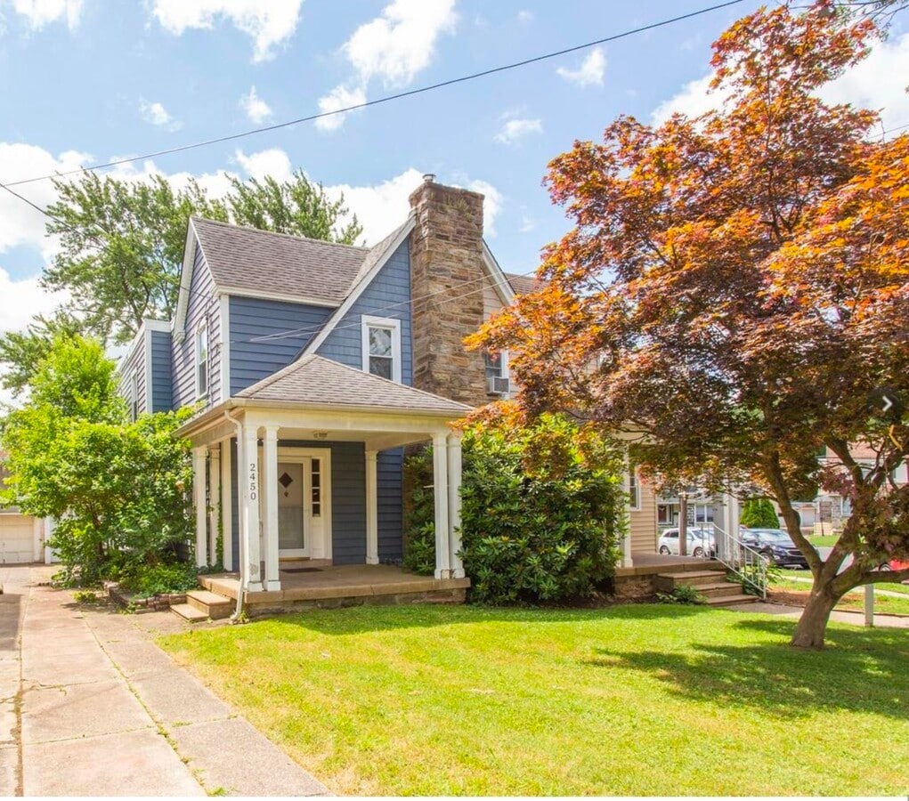Photo - 2450 Mansfield Ave