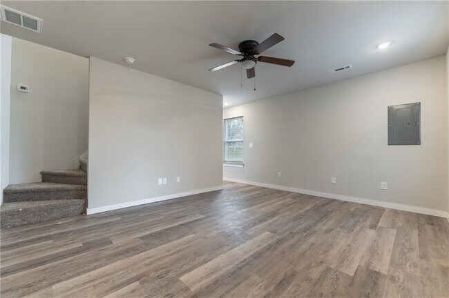 Photo - 1370 N Porter Rd