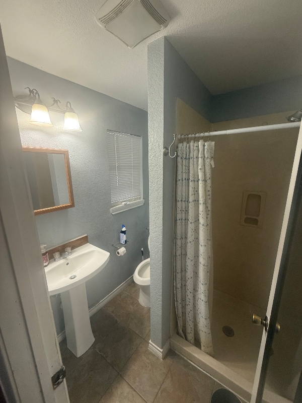 Photo - 2538 W Van St