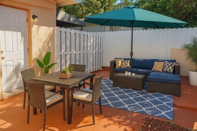 Photo - 1450 SW 6th St Unit 1