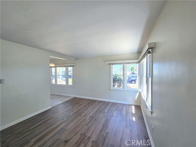 3223 Lemon Ave