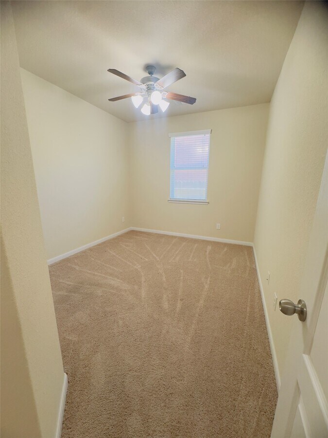 Photo - 26327 Cedar Pine Dr