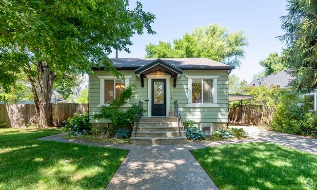 Building Photo - 1805 N 15th St Rental