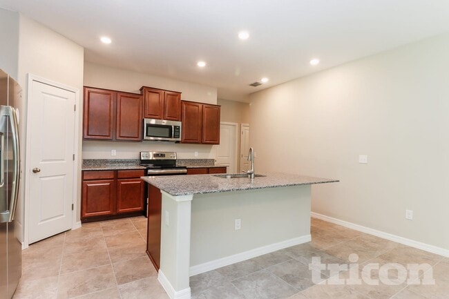 Photo - 1724 Broad Winged Hawk Dr