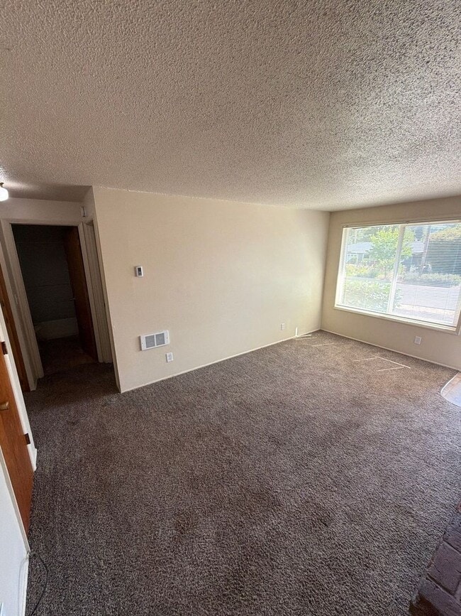 Photo - 2610 Taylor St