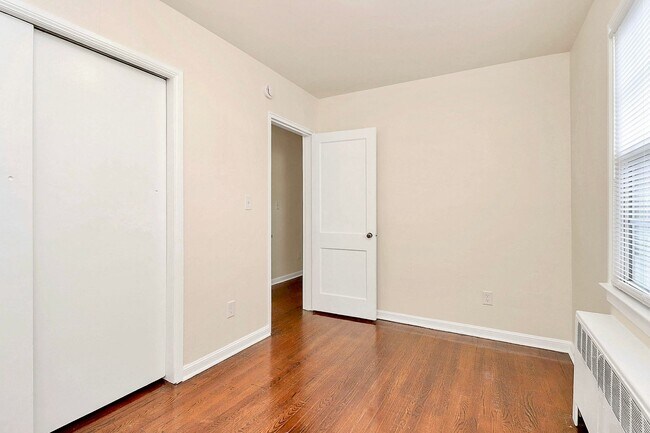 Photo - Cute 2 Bedroom Condo in Selwyn Village!