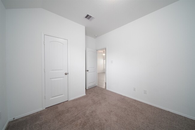 Building Photo - 18450 White Stallion Ln