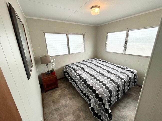 Photo - 2429 N School St Unit Front Downstairs