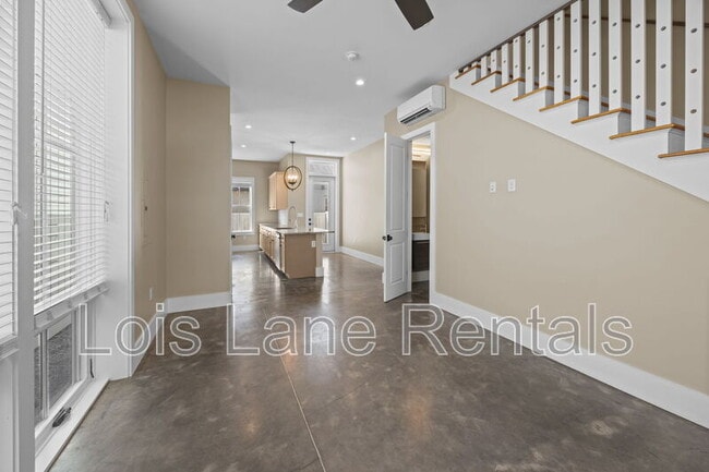 Photo - 11 Porters Ct