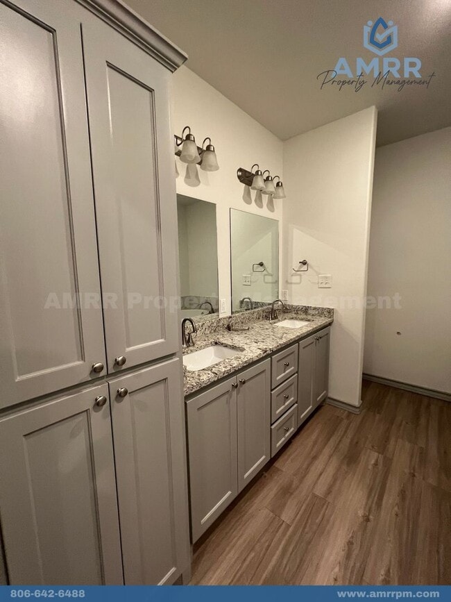 Photo - New Beginnings Start with AMRR: Gorgeous 2-Story 4 Bedroom Home Near Vintage Township