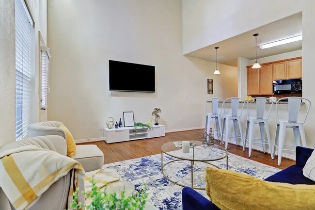 Photo - 1717 Thompson St Unit A