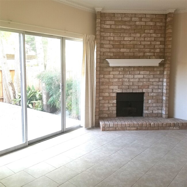 Photo - 7700 Creekbend Dr Unit 58