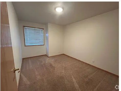 Building Photo - 237 W Kellogg Rd Rental
