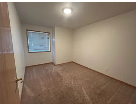 Building Photo - 237 W Kellogg Rd Rental
