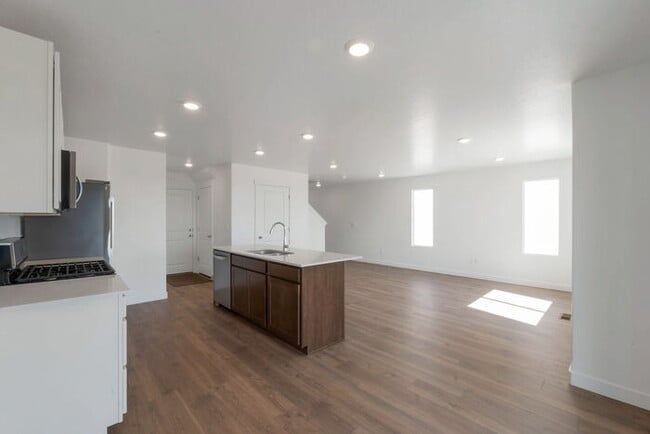 Photo - BRAND NEW LUXURY ROW END TOWNHOUSE W 2 CAR GARAGE