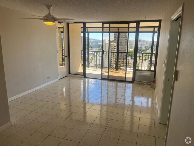 Building Photo - Must See Unit 906 Rental