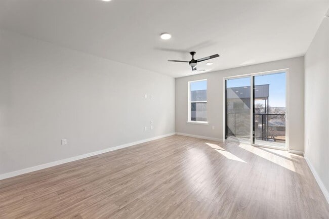 Photo - 4510 Terry-O Ln Unidad 302