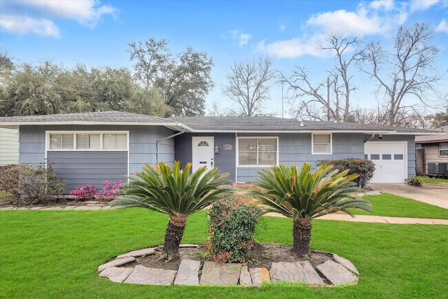 Photo - 5321 Pagewood Ln