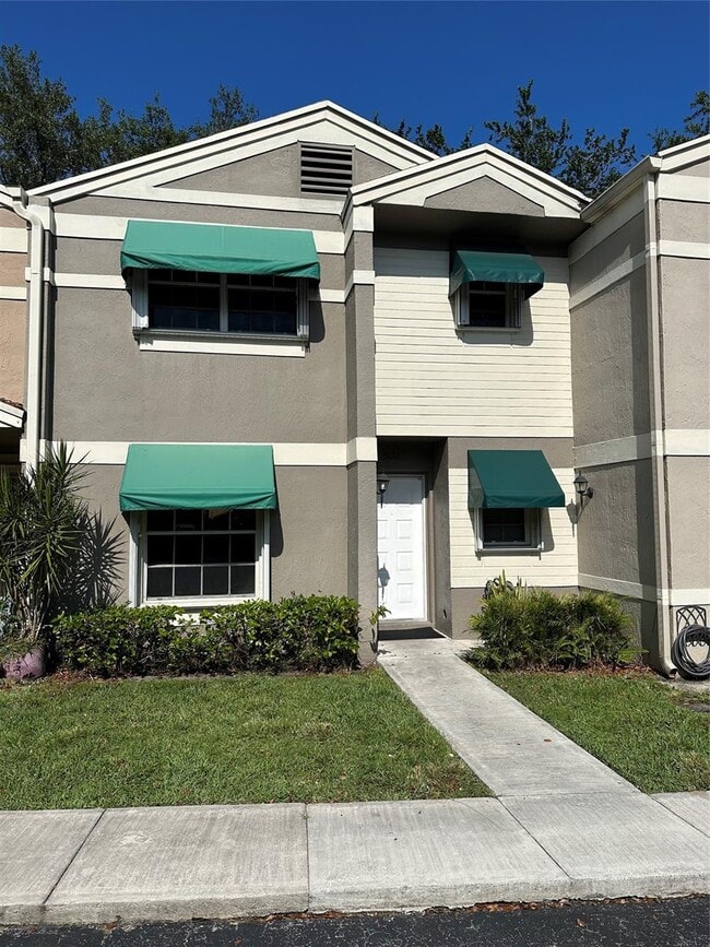 Building Photo - 5122 SW 122nd Ter Rental